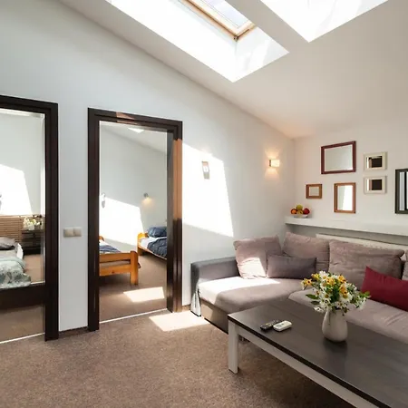 Loftus- 2 Bedrooms In The Center Krakov