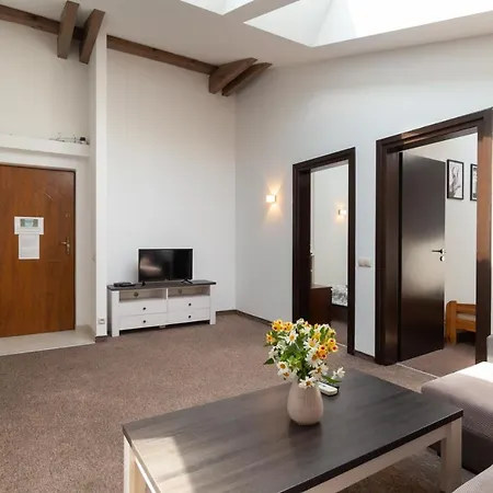 Apartmán Loftus- 2 Bedrooms In The Center Krakov
