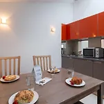 Loftus- 2 Bedrooms In The Center * كراكوفيا