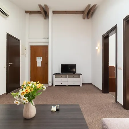 Friendly Family Loft In The Center Краков